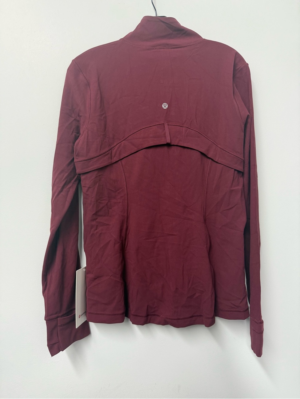 LuluLemon Define Jacket Nulu in Burgundy Bay - Picture 2 of 5